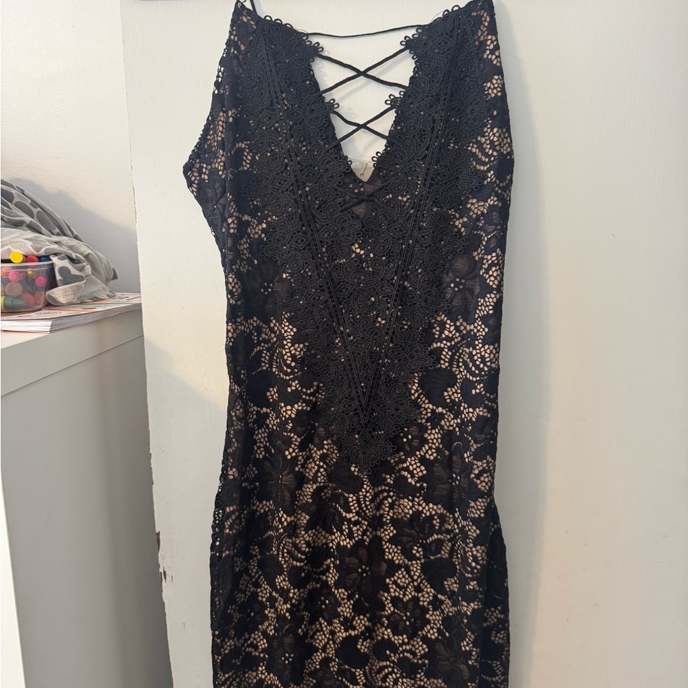 Elegant Black Lace Dress